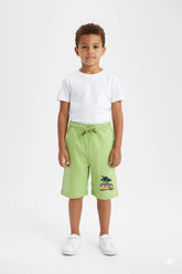Graphic Short