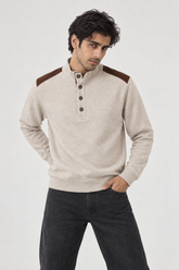 Men Branded Mockneck - L/Brown