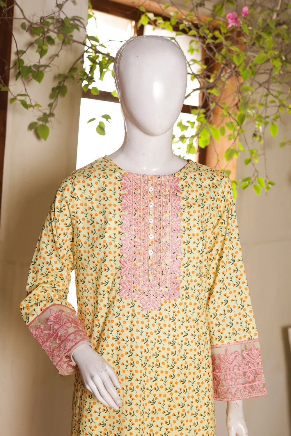 2 PIECE EMB LAWN SUIT