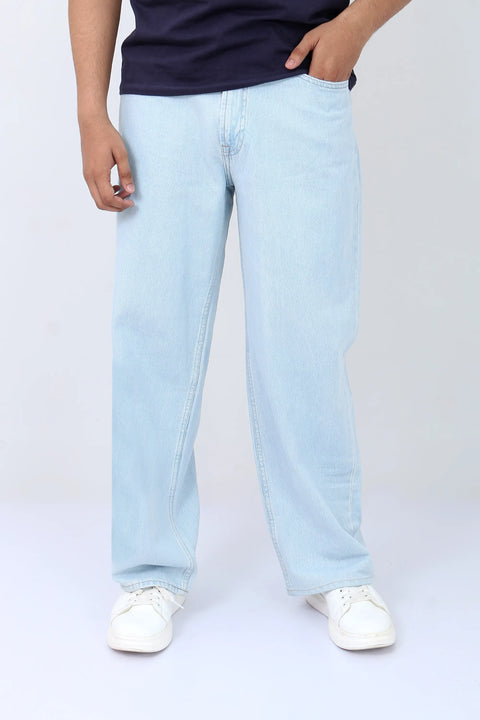 Man Vailent Straight Fit Denim Jeans - Ice Blue