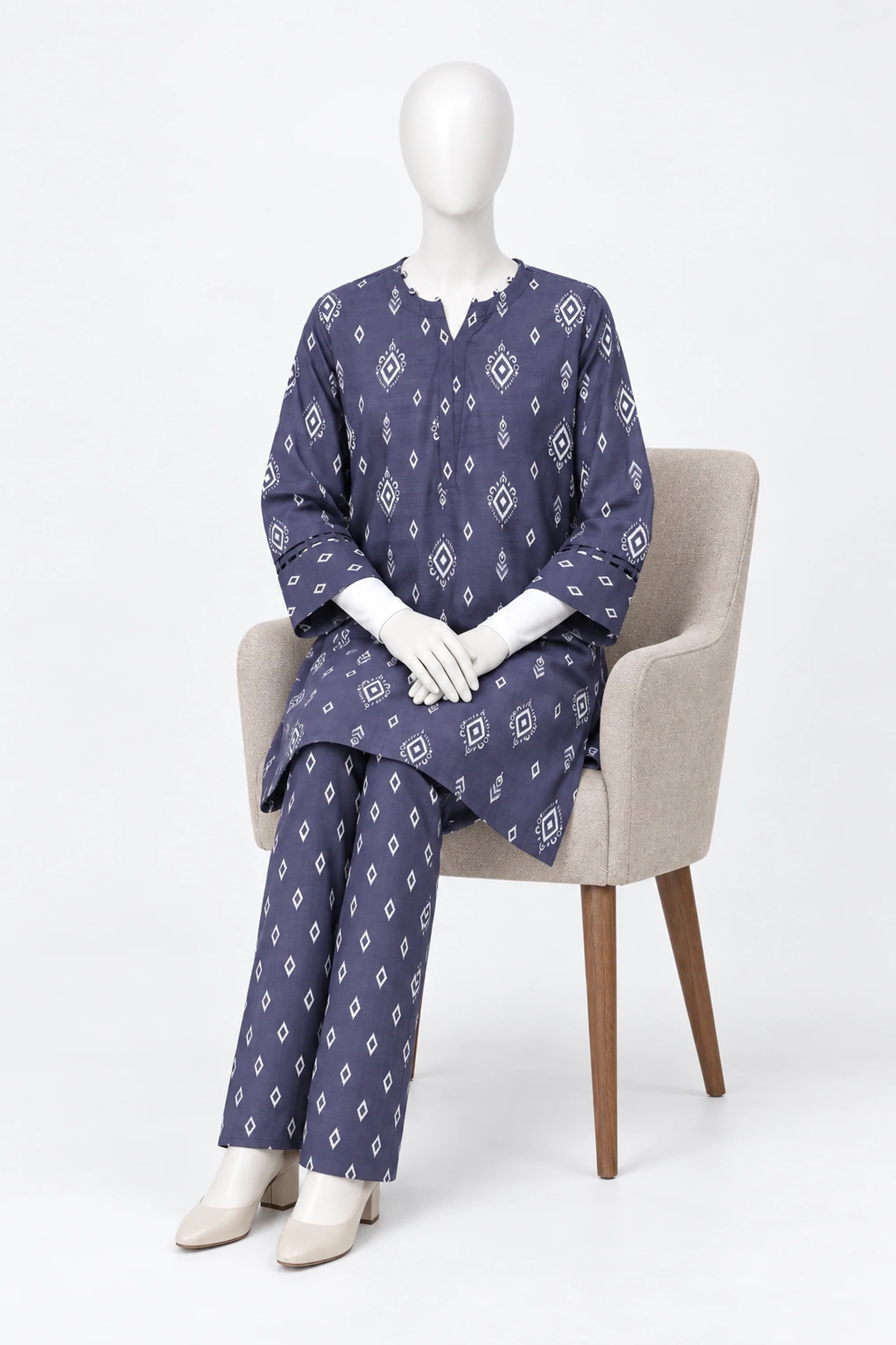 PRINTED KHADDAR SUIT