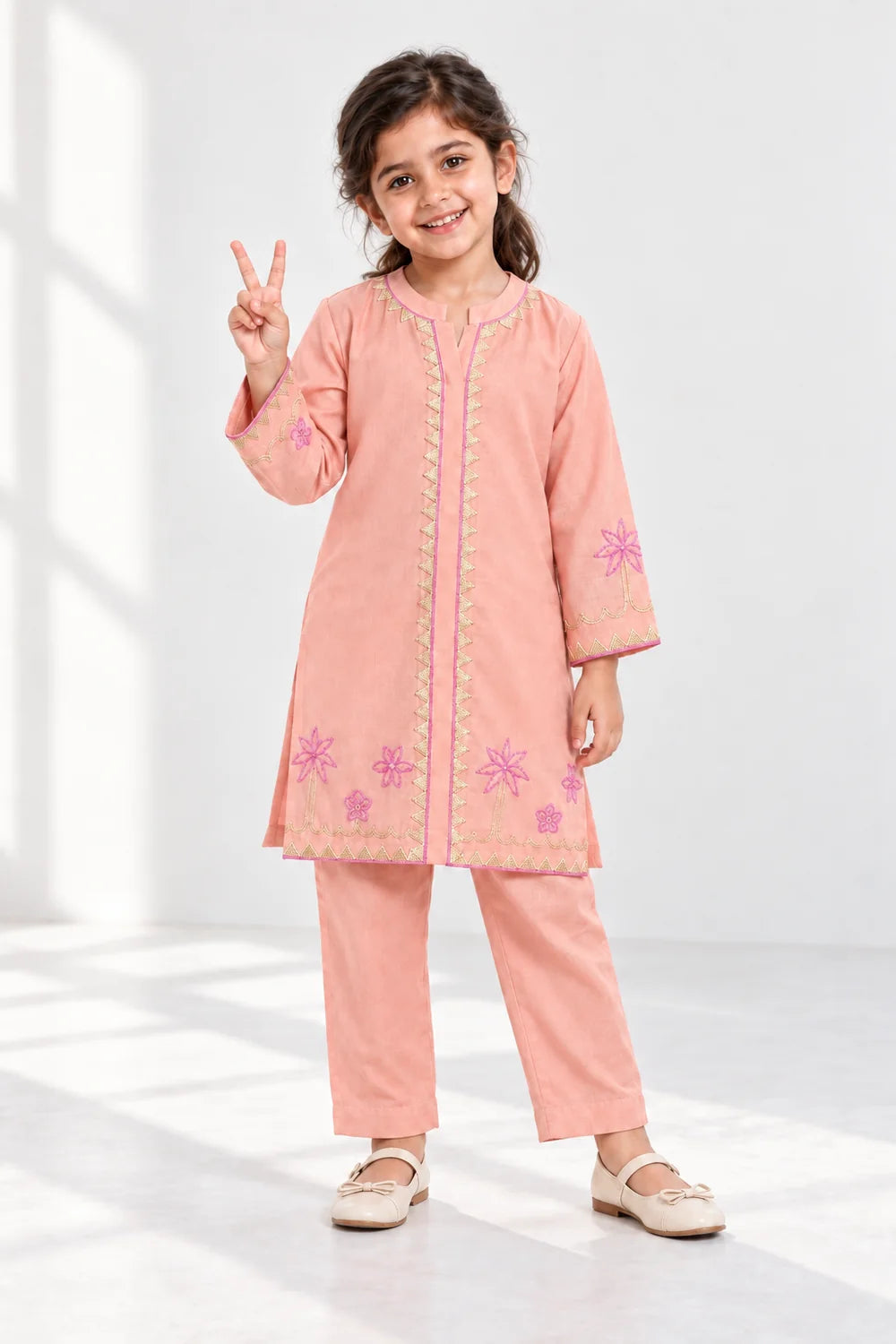 EMB LAWN SUIT