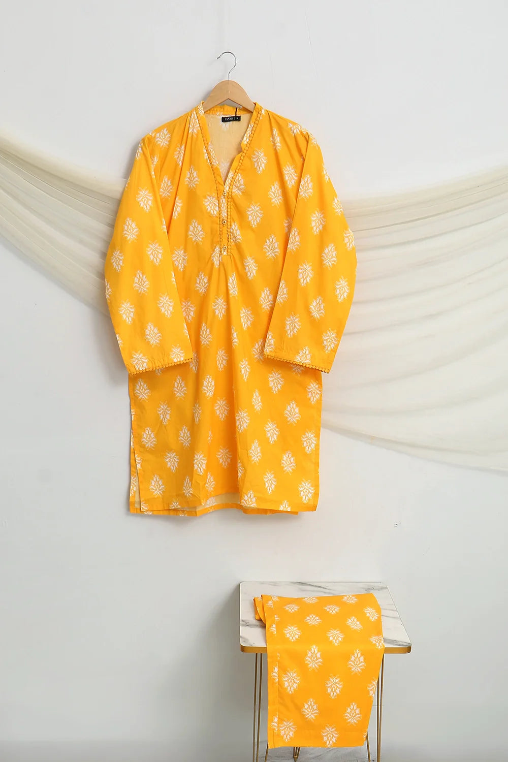 2 PIECE PRINTED LAWN SUIT