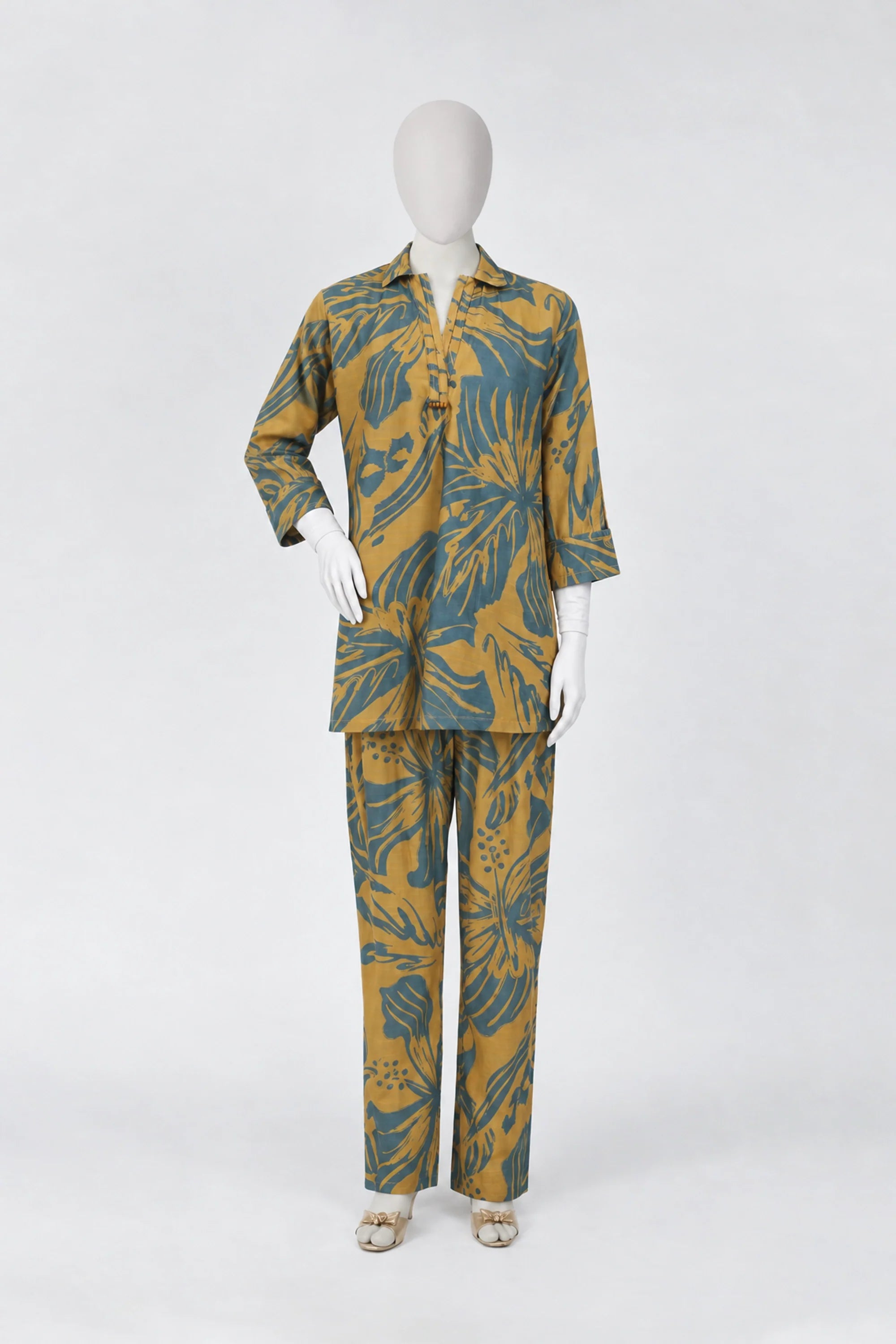 2 PIECE PRINTED KHADDAR SUIT