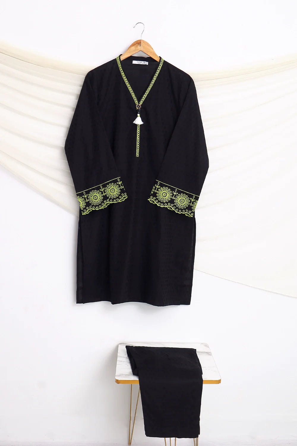 2 PIECE EMB LAWN SUIT