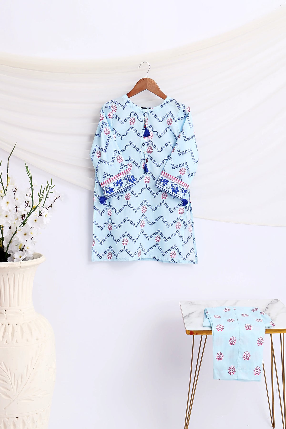 2 PIECE PRINTED LAWN SUIT