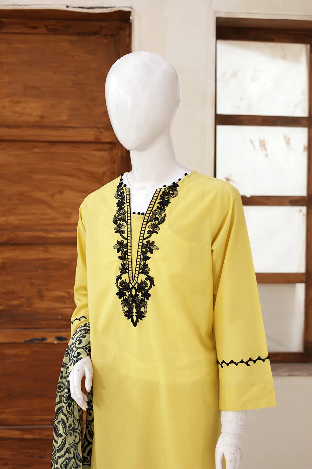 3 PIECE LAWN EMB SUITS