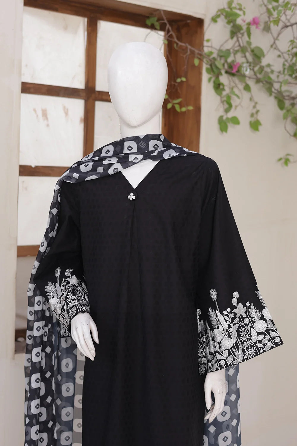 3 PIECE LAWN EMB SUITS
