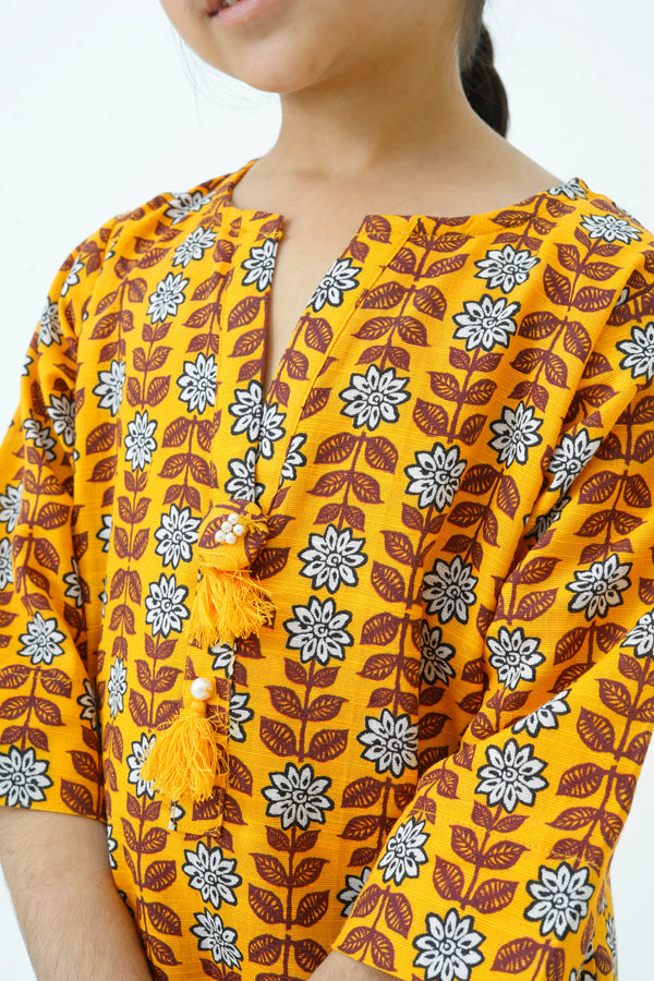 2 PIECE PRINTED KHADDAR SUIT
