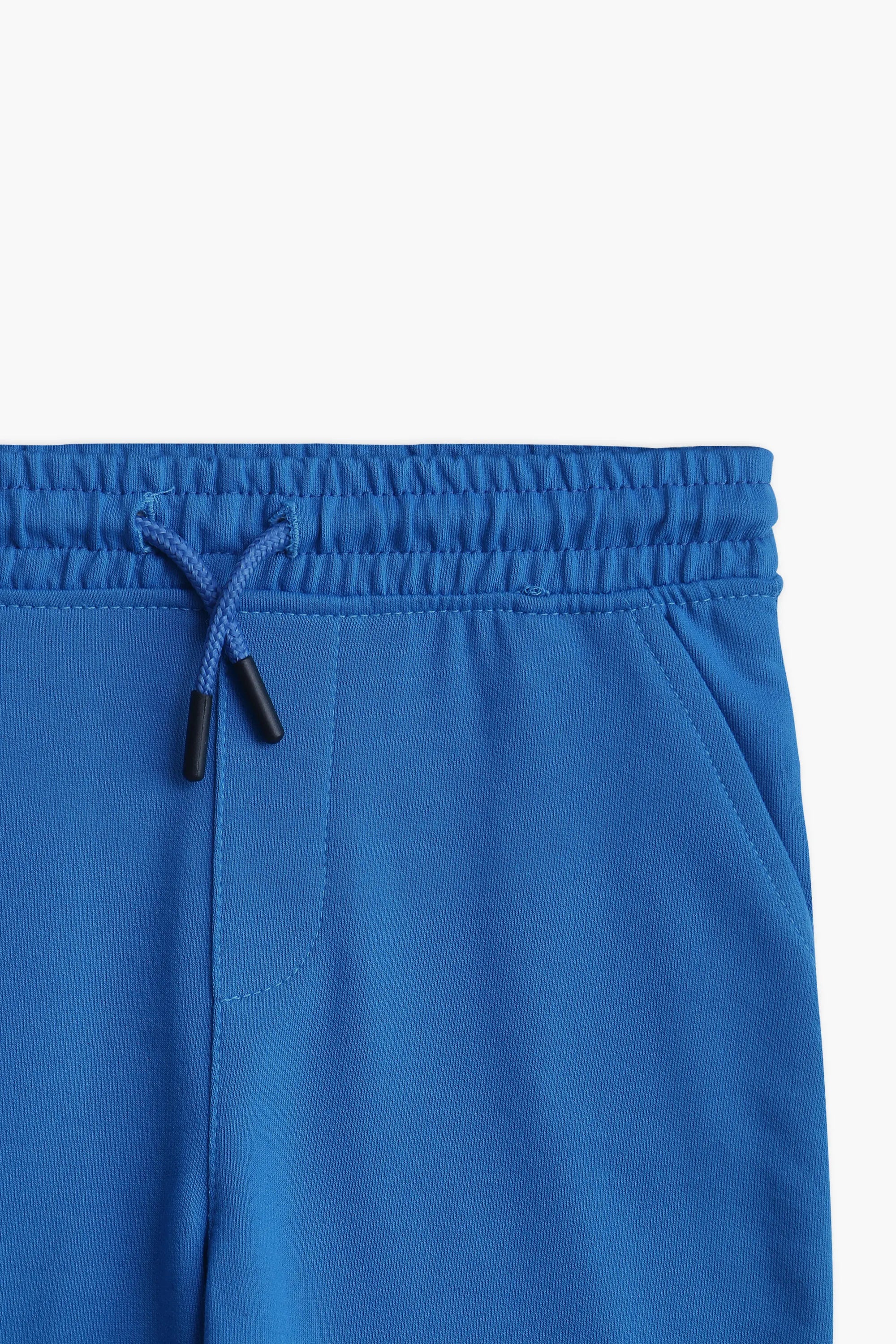 Graphic Short