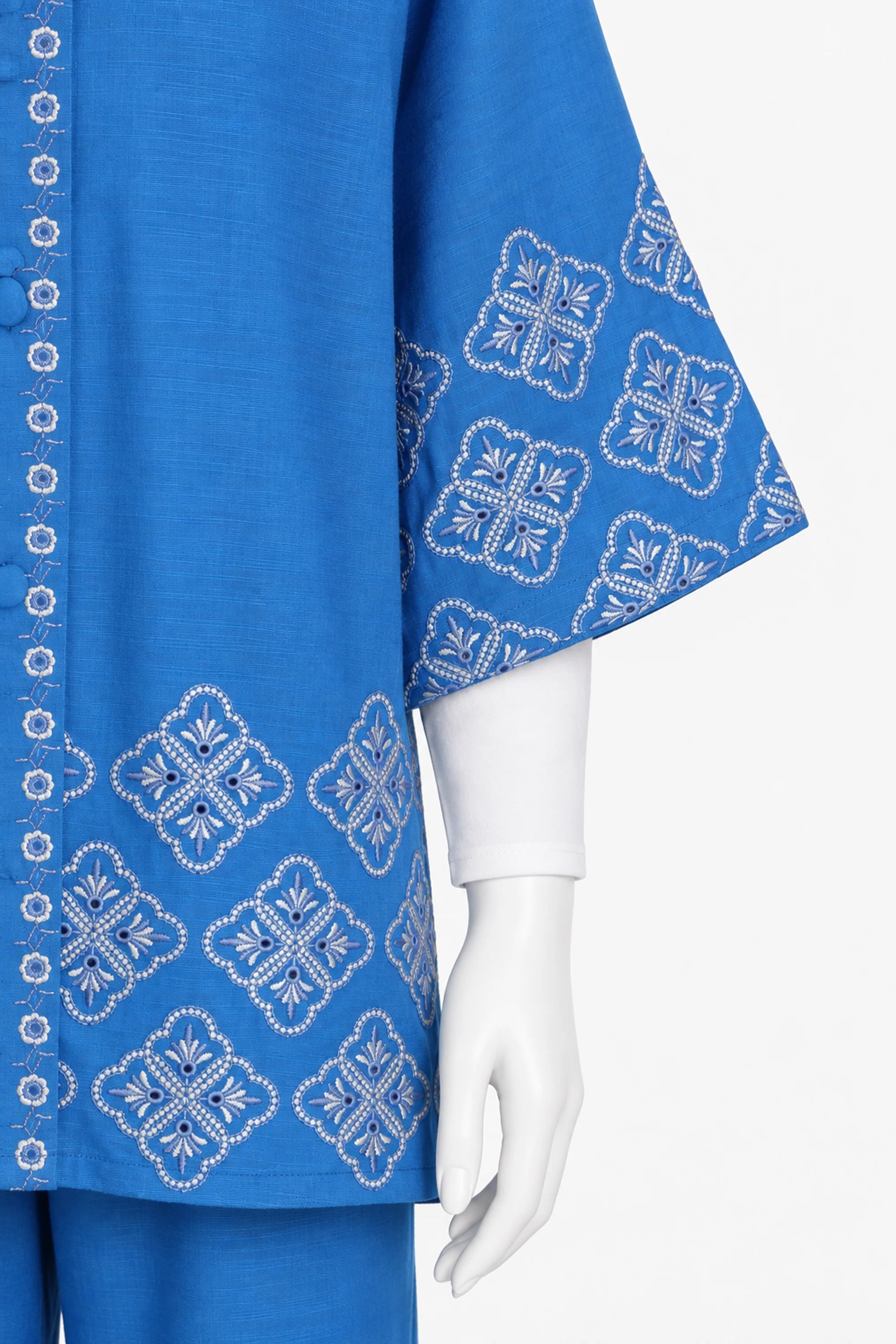 EMB KHADDAR SUIT