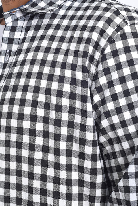 Men Double Pocket Shirt MCS24-13 - Black And White Check