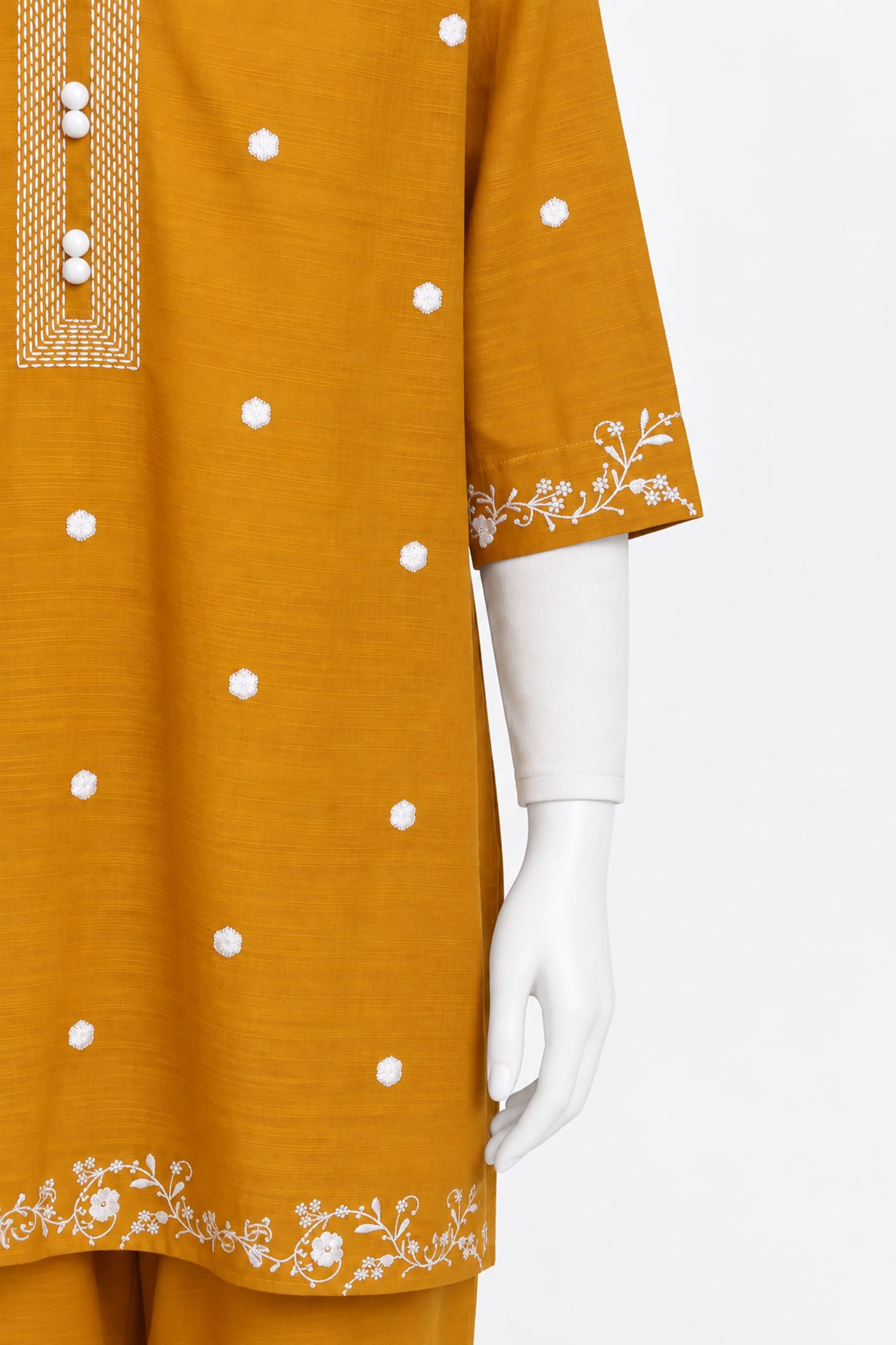 EMB KHADDAR SUIT