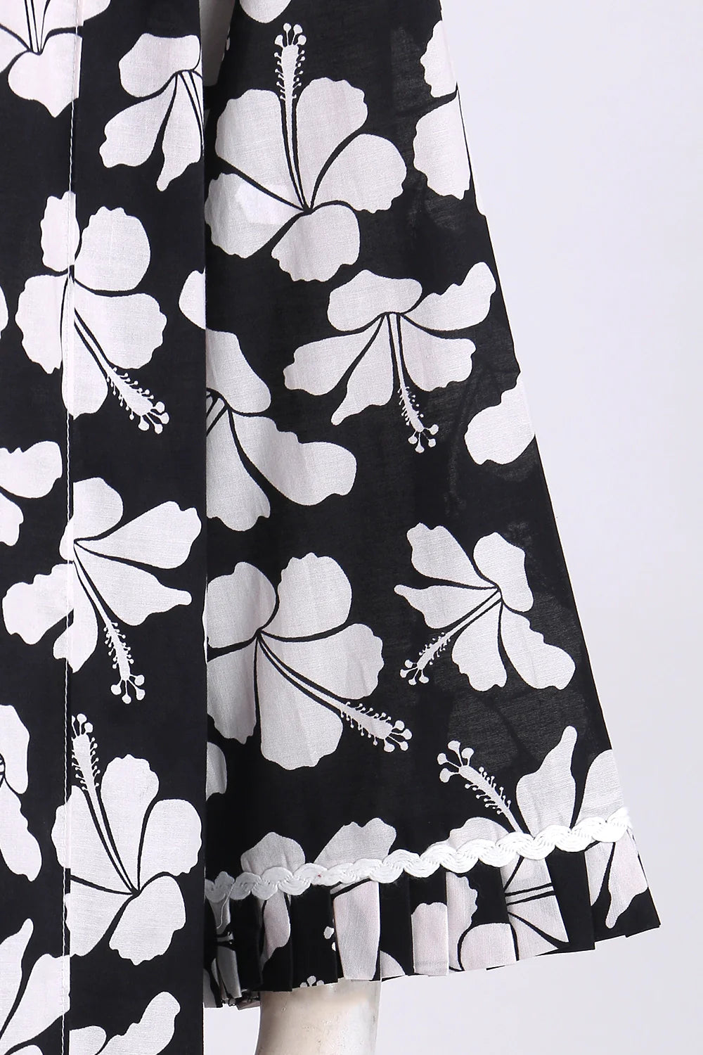 2 PIECE PRINTED LAWN SUIT