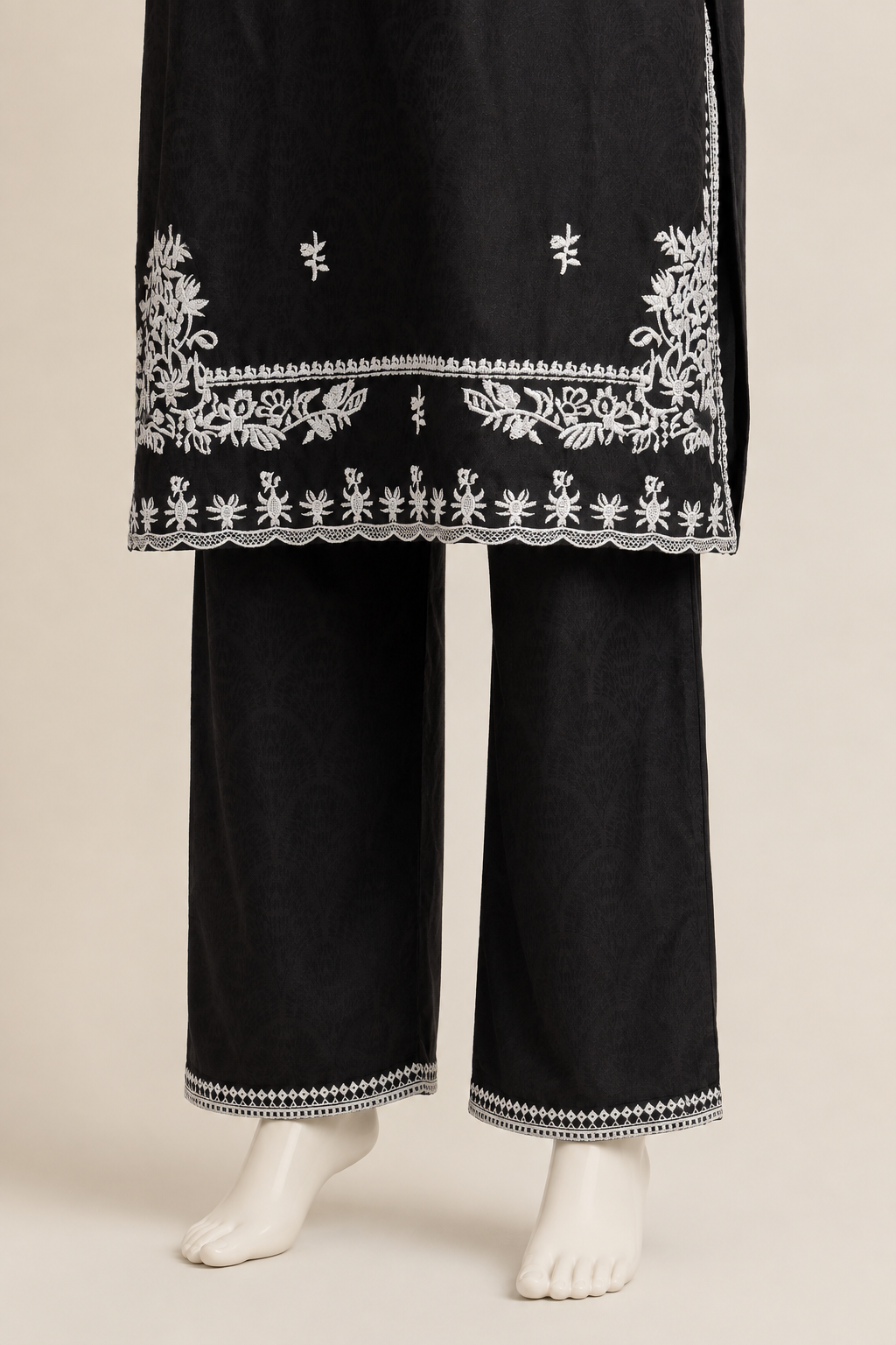 EMB JACQUARD SUIT