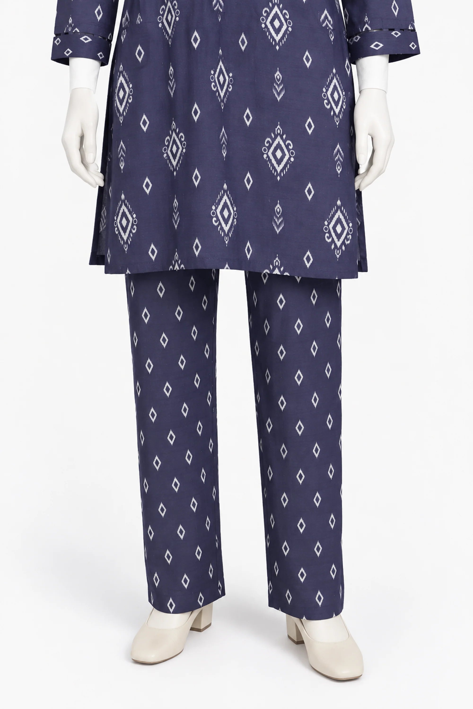 PRINTED KHADDAR SUIT