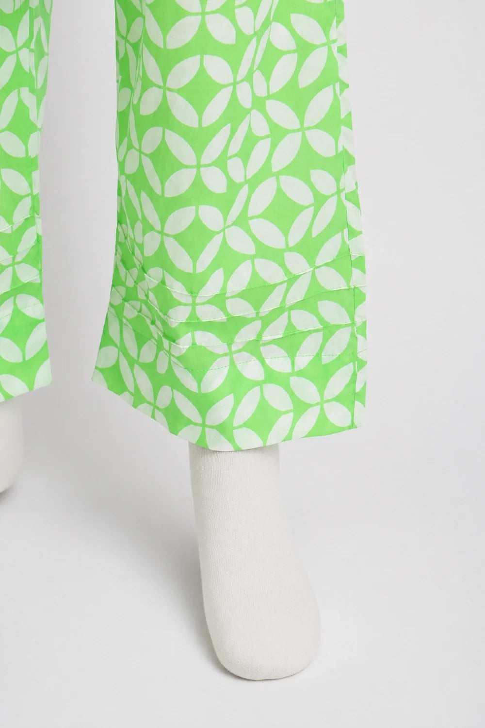 2 PIECE PRINTED LAWN SUIT