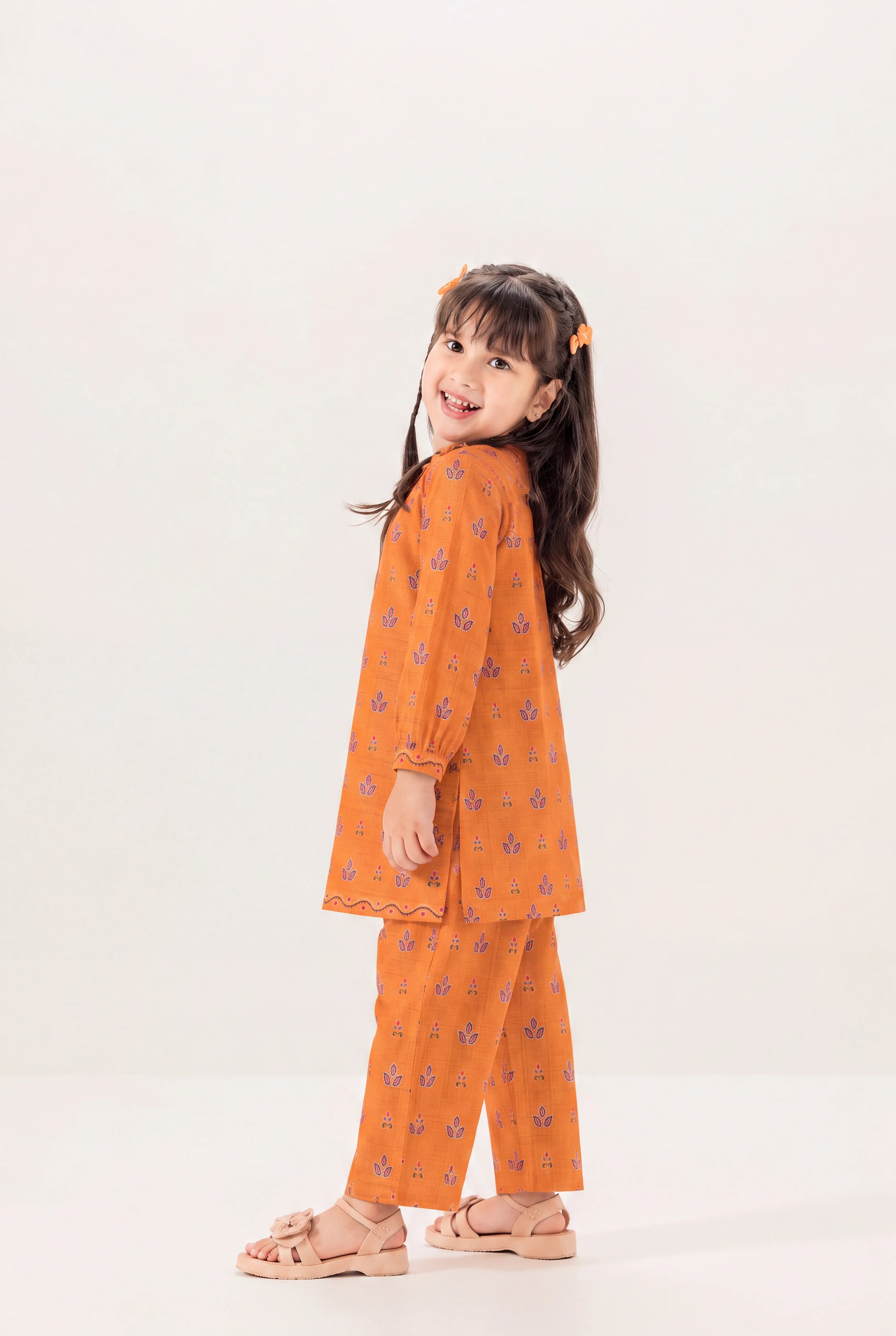 2 PIECE KHADDAR PRINTED SUIT