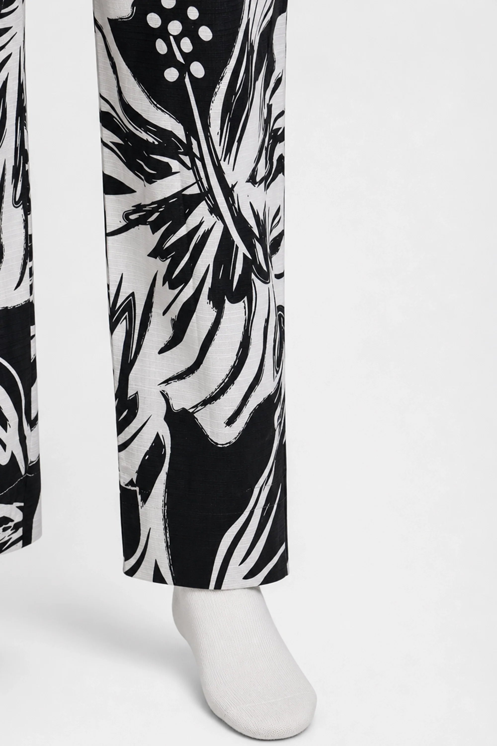 2 PIECE PRINTED KHADDAR SUIT