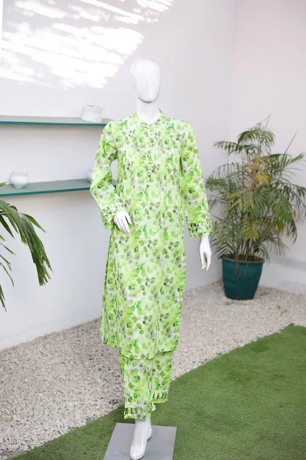2 PIECE PRINTED LAWN SUIT