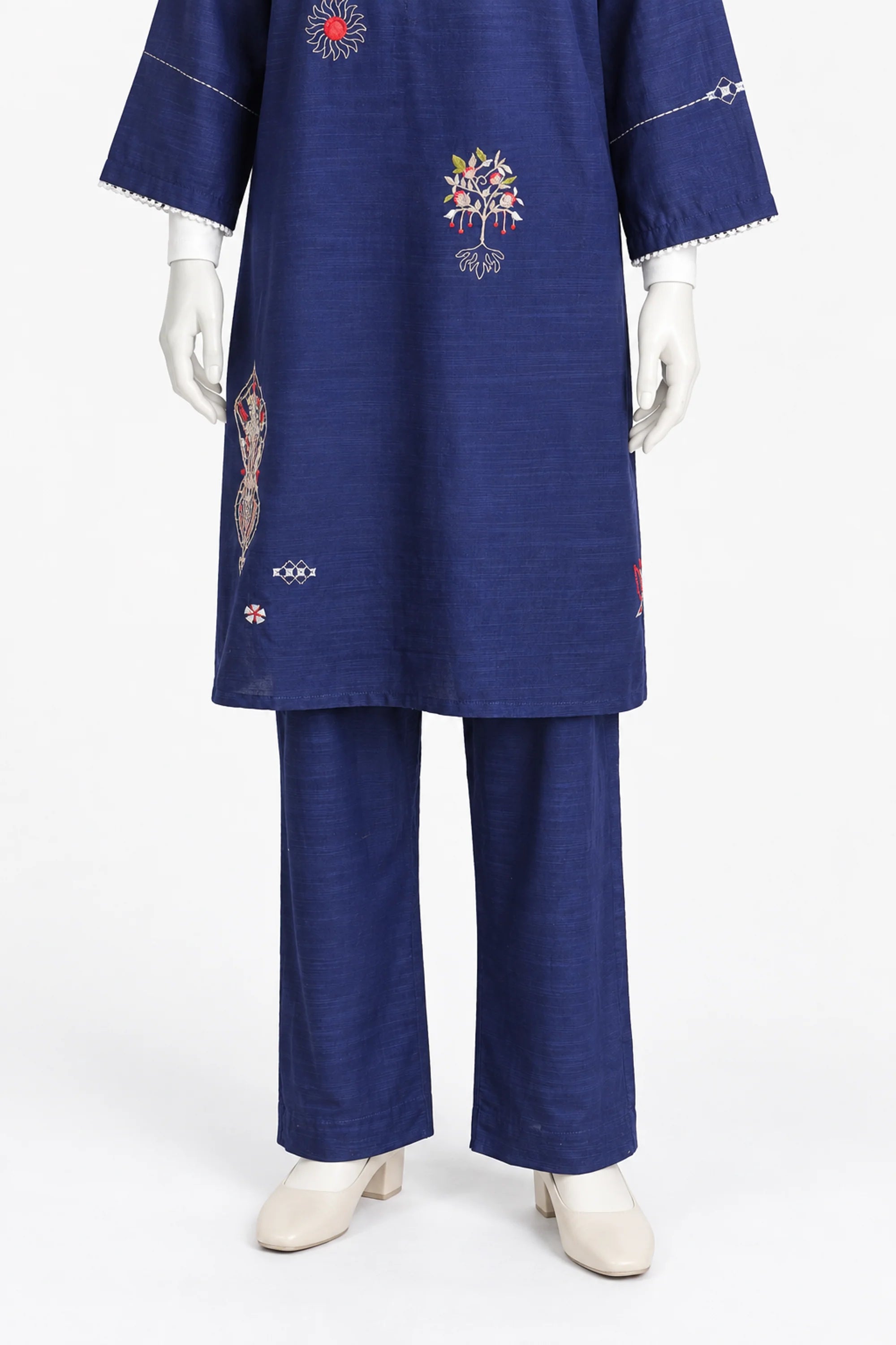 EMB KHADDAR SUIT