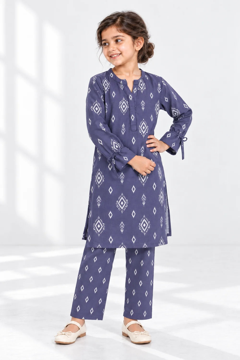 KHADDAR PRINTED SUIT