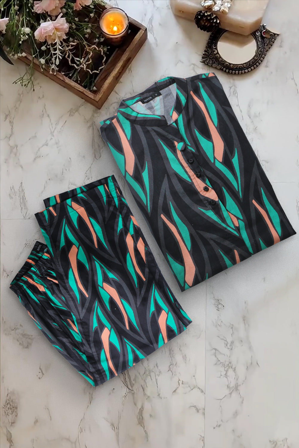 2 PIECE PRINTED LAWN SUIT