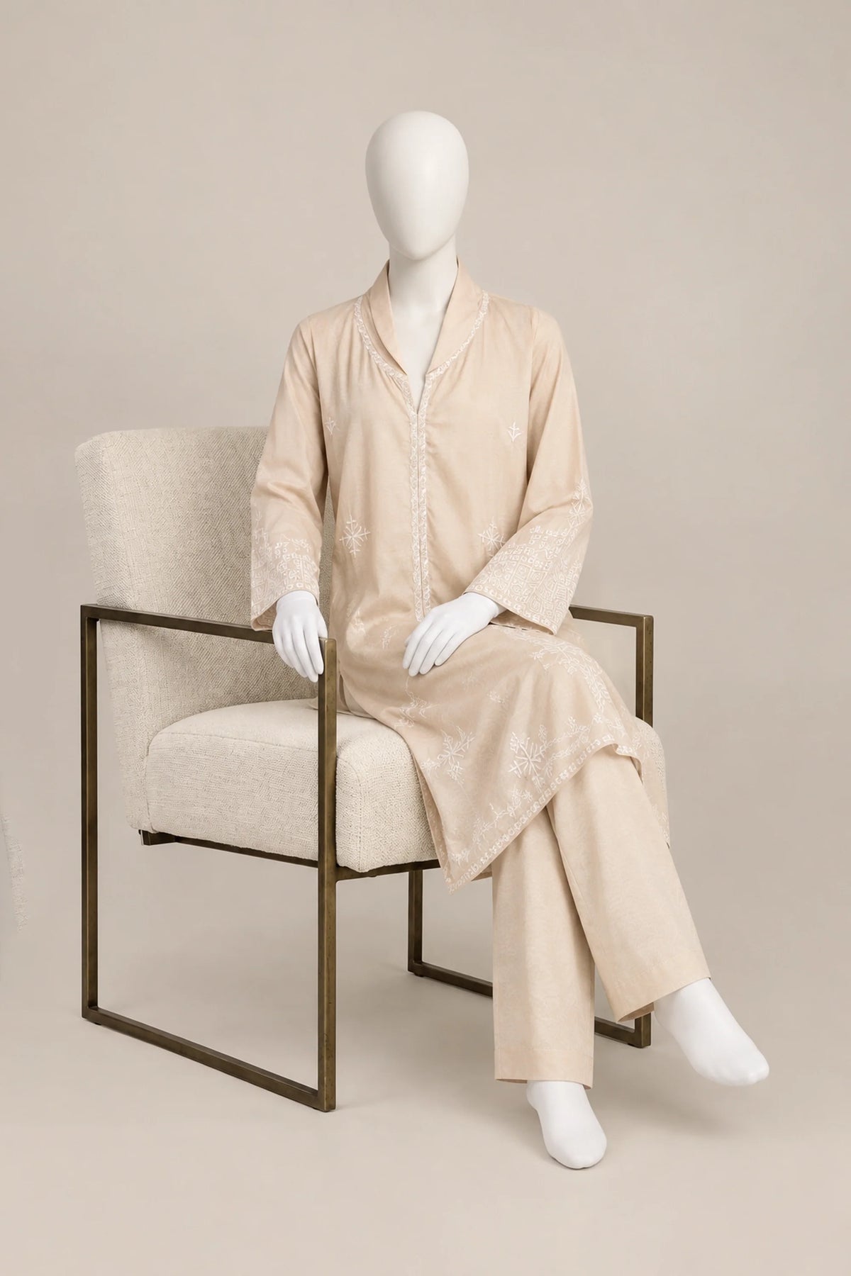 EMB JACQUARD SUIT