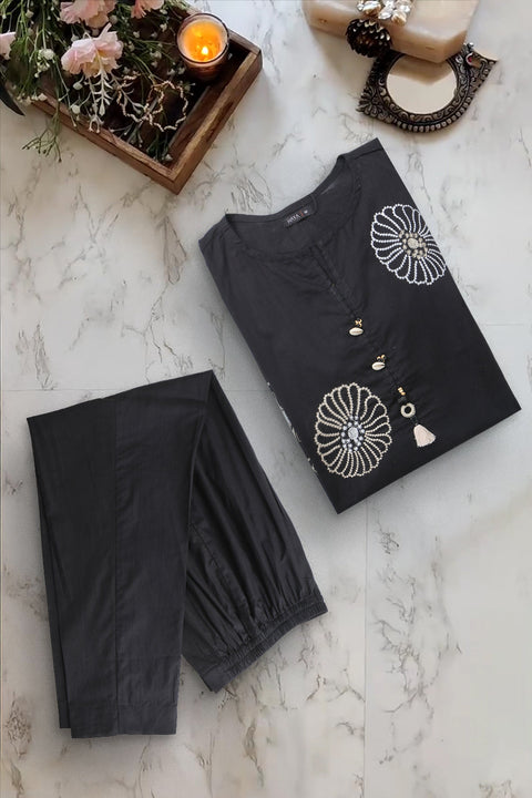 EMB SOLID SUIT