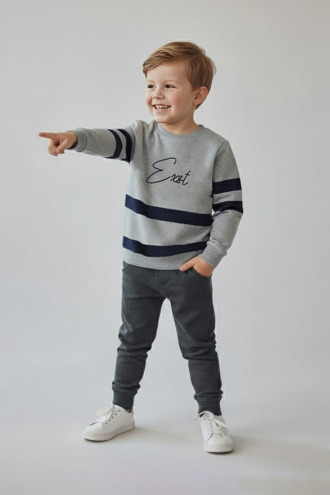 GRAPHIC SWEATSHIRT