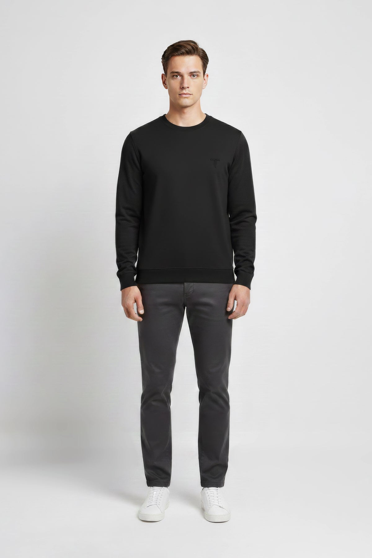 Emb Sweatshirt