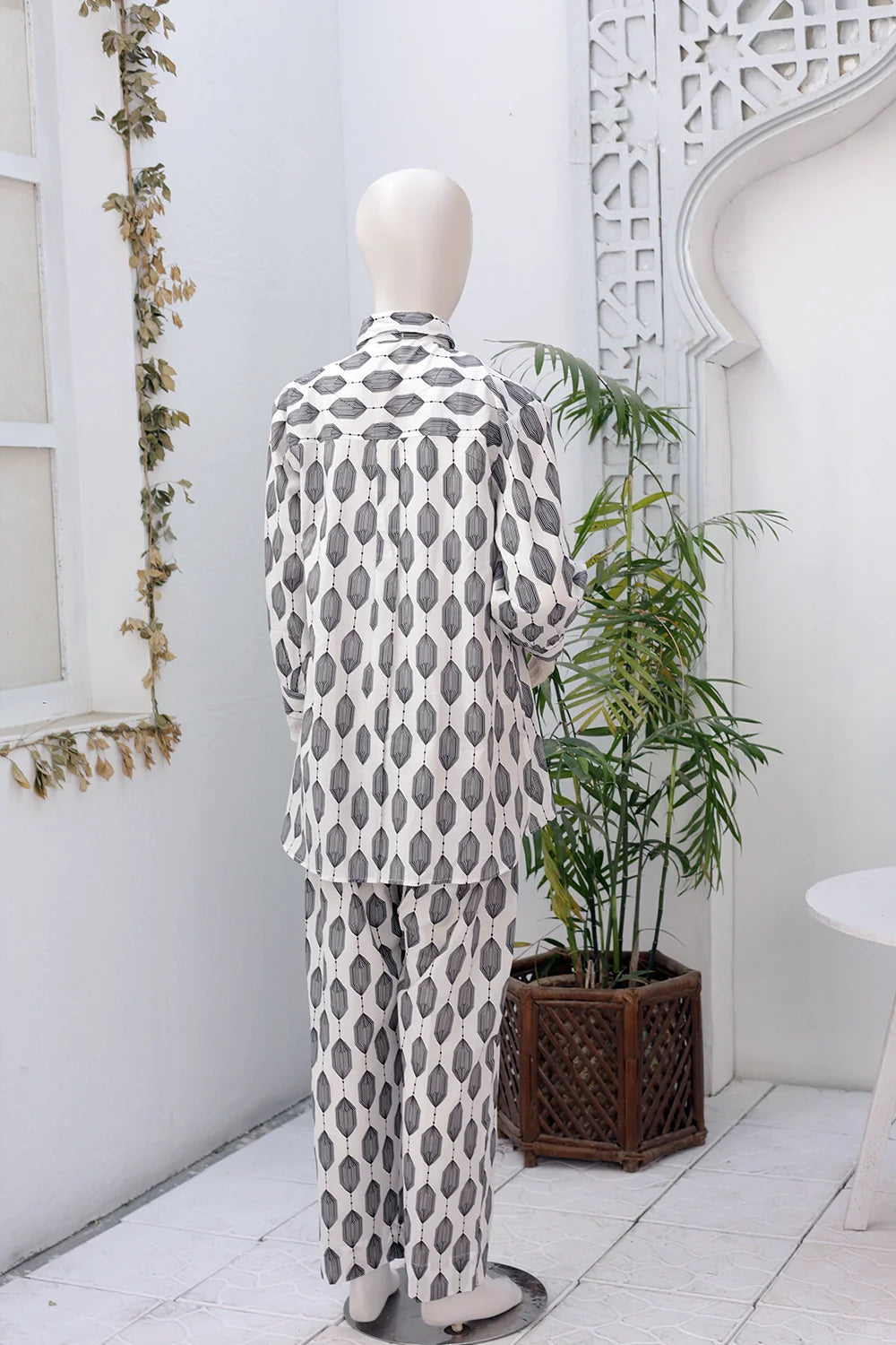 2 PIECE PRINTED LAWN SUIT