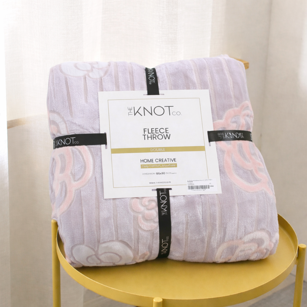Luxury Plush Fleece throw ( 86 x 90 )