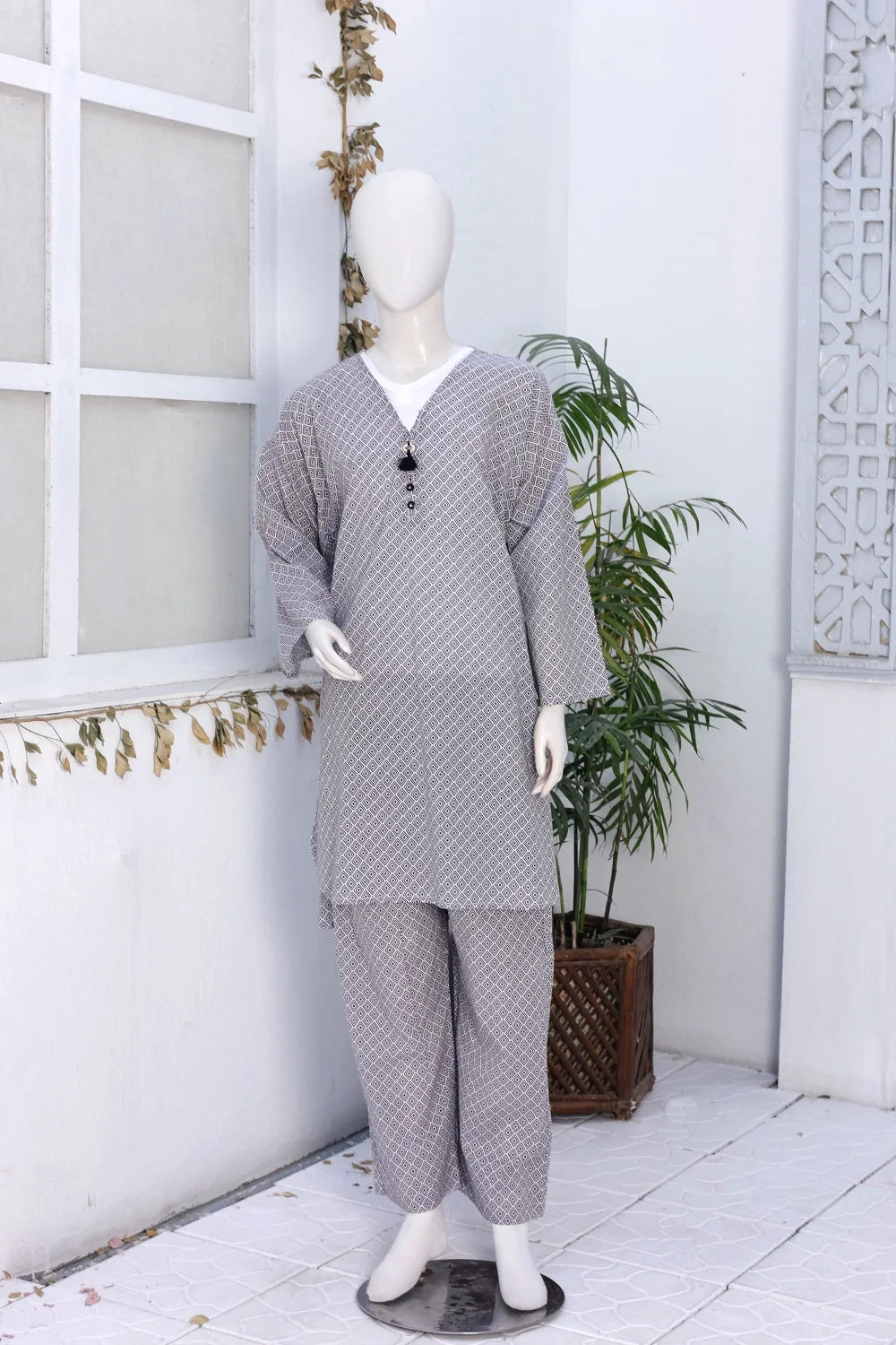 2 PIECE PRINTED LAWN SUIT