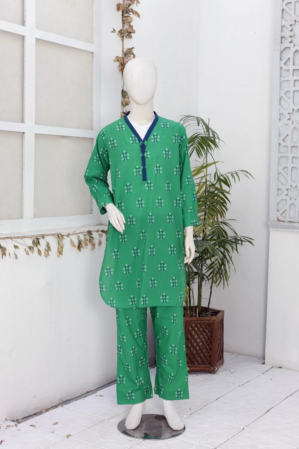2 PIECE PRINTED LAWN SUIT