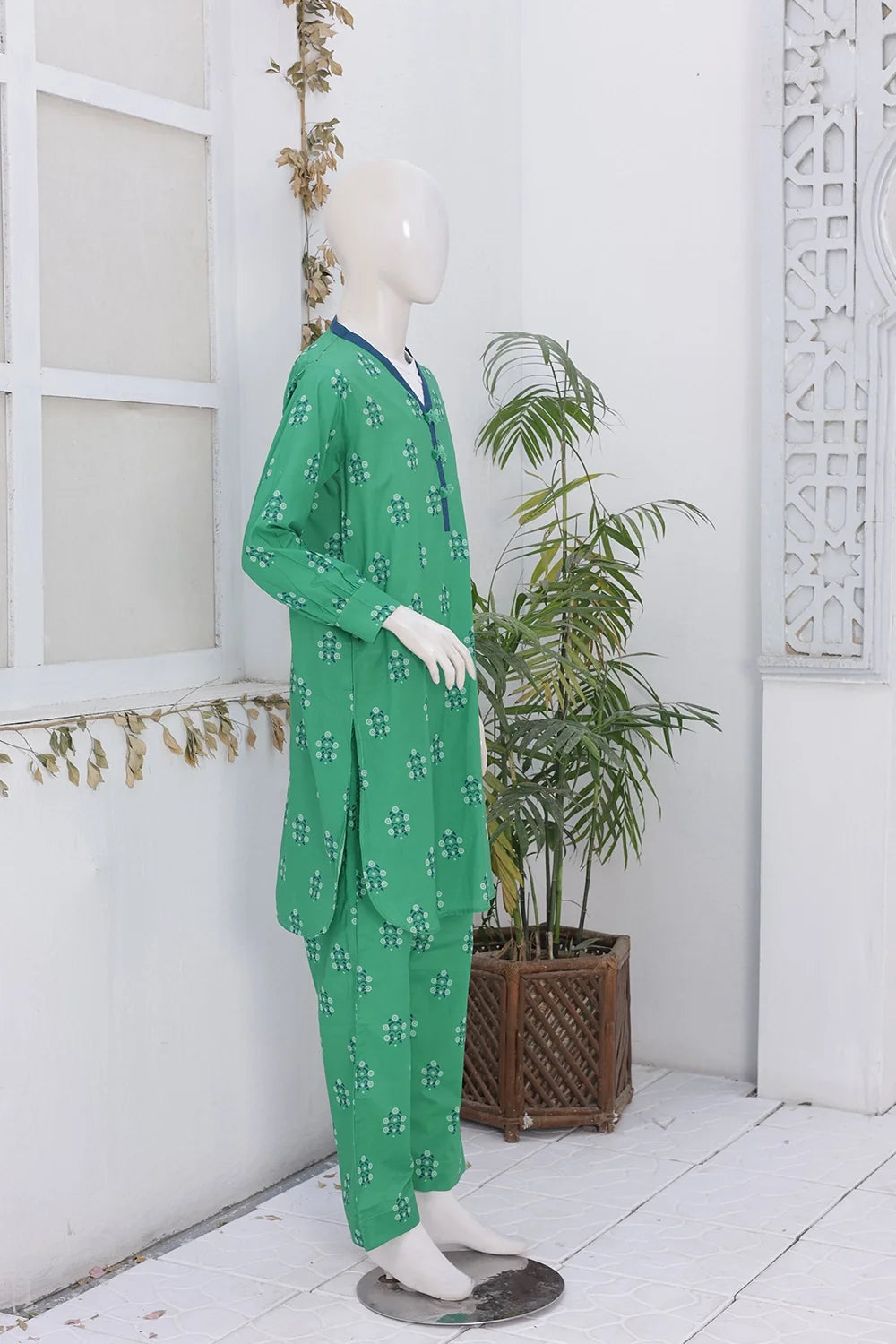 2 PIECE PRINTED LAWN SUIT